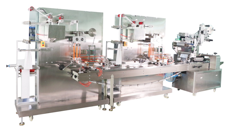 Double end wet paper towel packaging machine